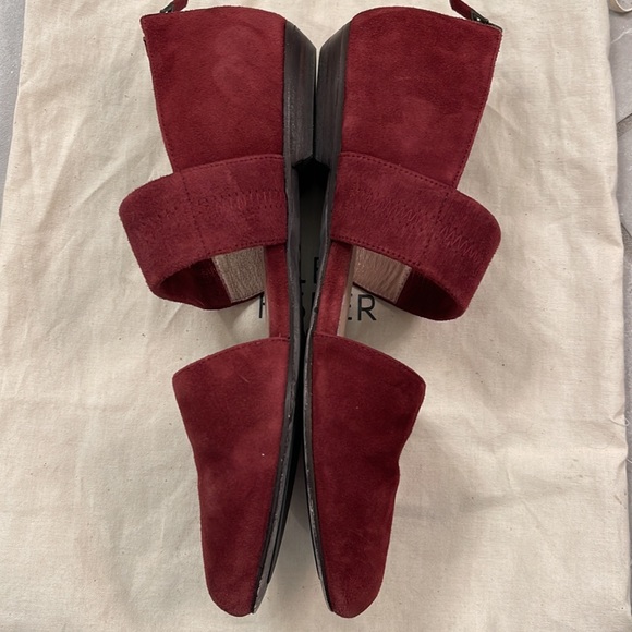 Eileen Fisher Vero Burgendy suede Cuoio side flats. Size 7 - Picture 2 of 7